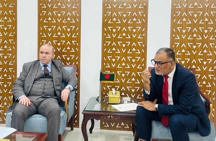 বাণিজ্য উপদেষ্টার সঙ্গে আলজেরিয়ার রাষ্ট্রদূতের সৌজন্য সাক্ষাৎ